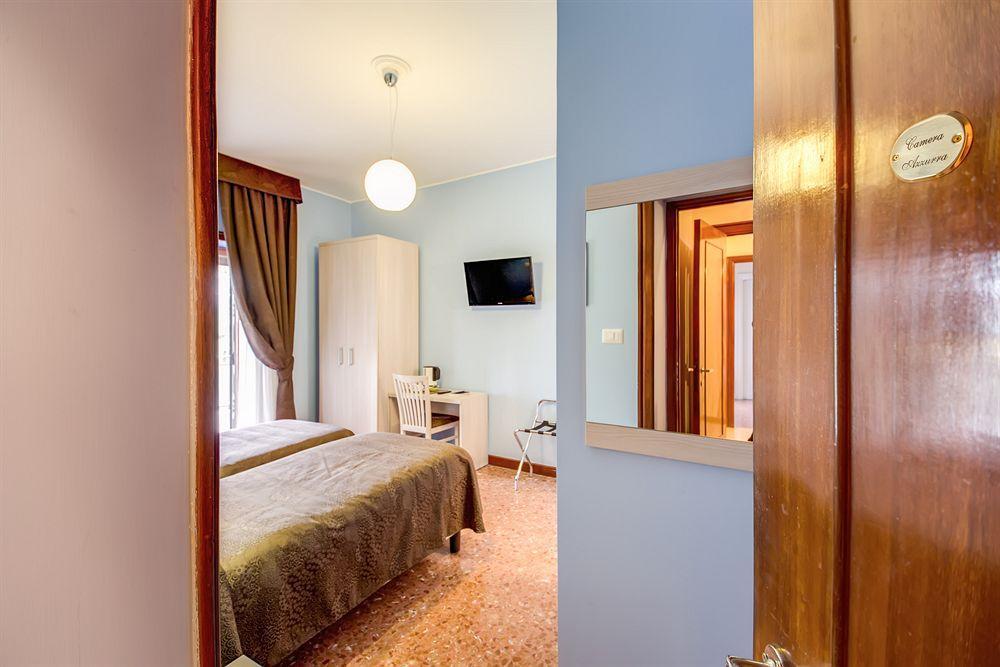 Bed and Breakfast Domus Cornelia Рим Экстерьер фото